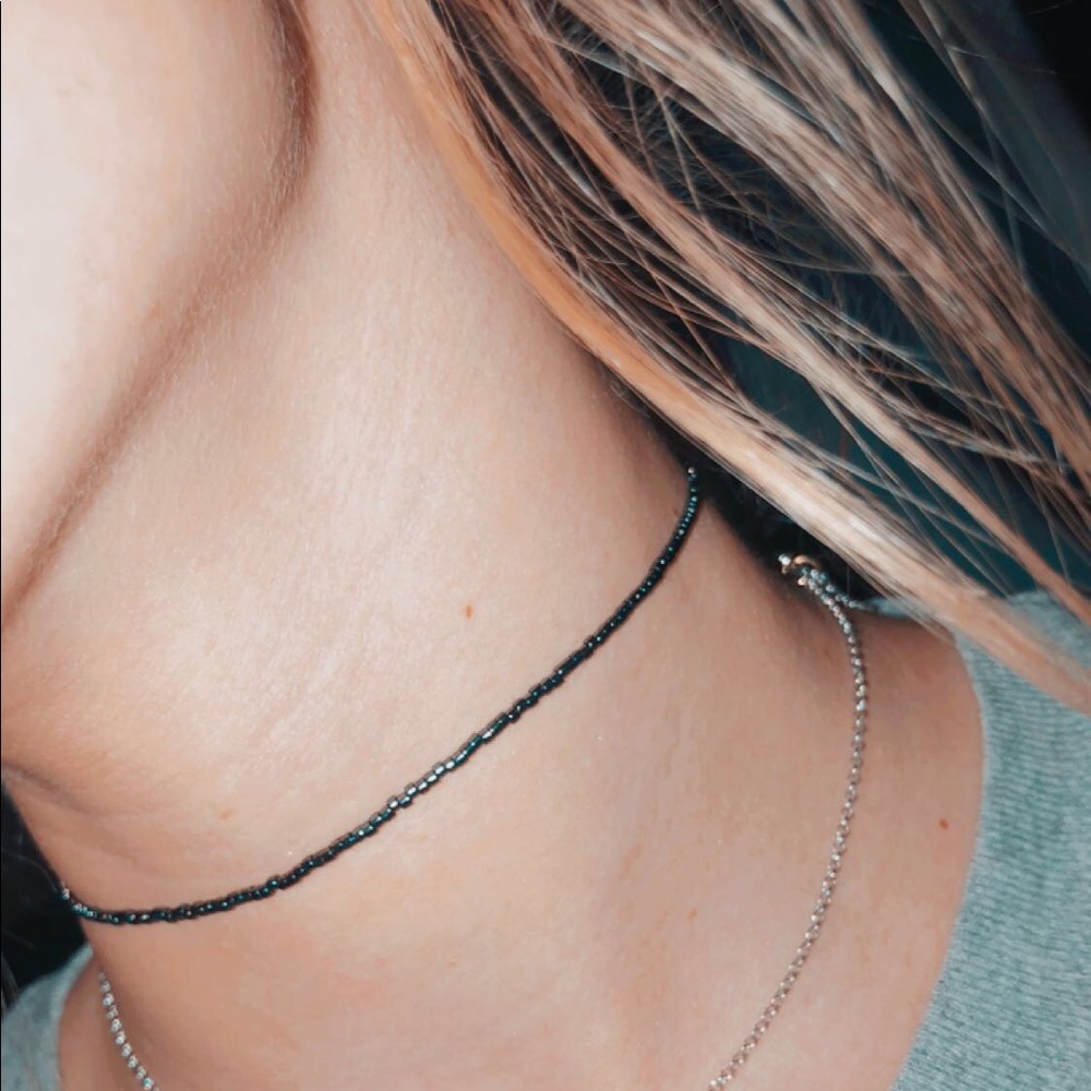 Choker - Picture 4 of 5